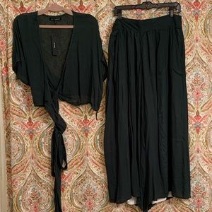 Green Crop top with pants